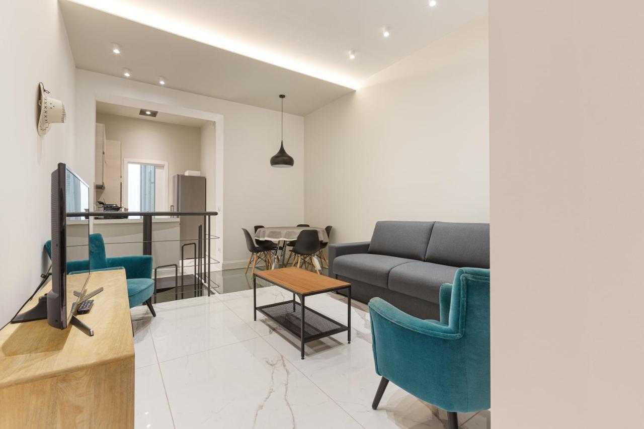 Apt Milano-moscova Con Terrazzo Condiviso Mailand